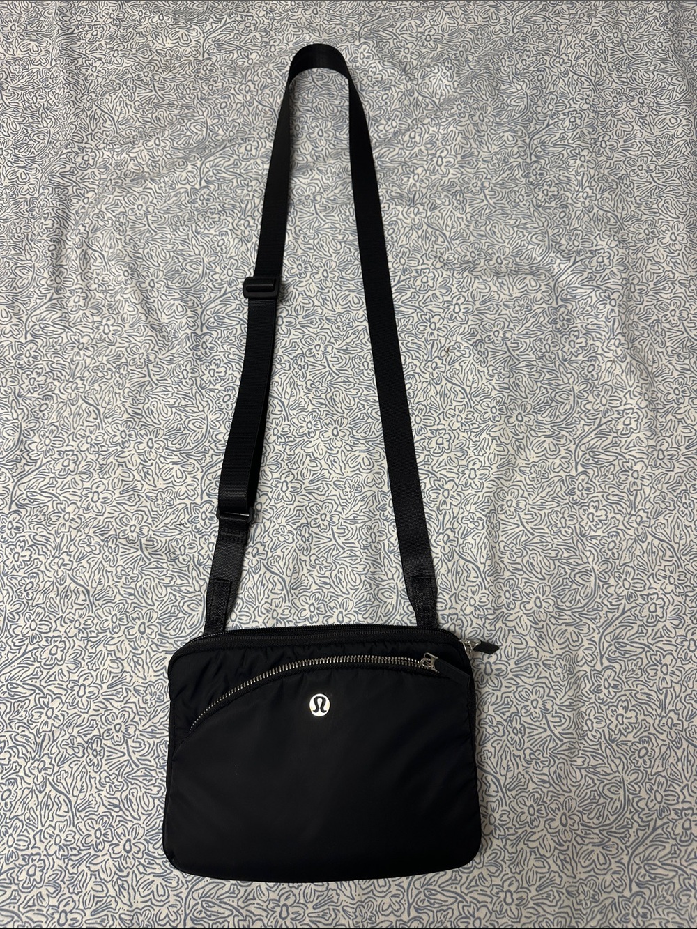lululemon athletica Black Compact Crossbody Bag